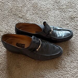 Bruno Magli Black Croc-Embossed Loafers